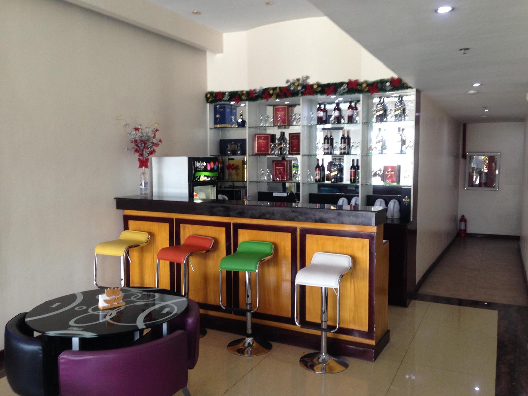 Cindy Kelly Hotel Olongapo Exterior photo