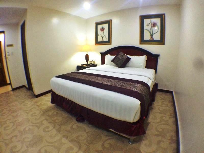 Cindy Kelly Hotel Olongapo Exterior photo